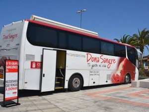 Guagua del Instituto Canario de Hemodonación