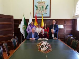 Varios concejales y la consejera de Servicios Sociales del Cabildo Insular acompañaron a la pregonera