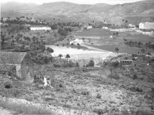 Imagen antigua de la presa satauteña propiedad de Emalsa