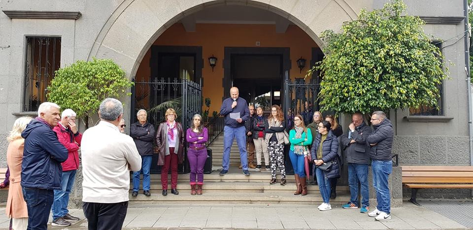 Un aspecto de la lectura de la Declaración Institucional.